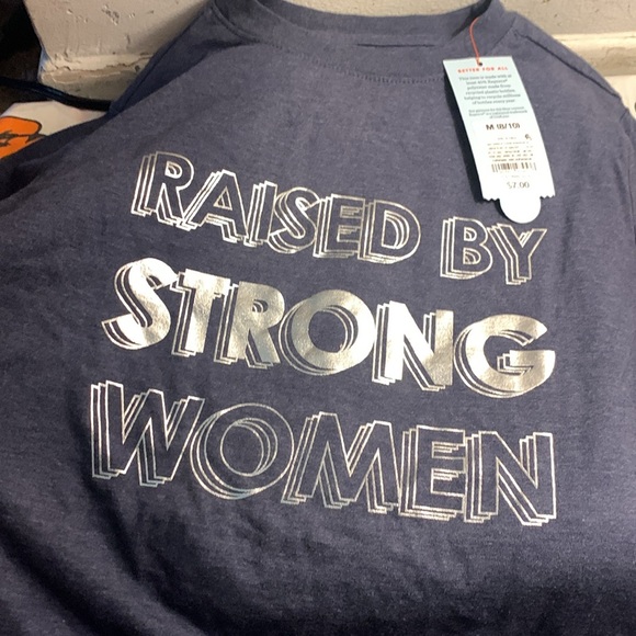 Four shirts for kids size one  M 8/10 and three 12/14 L - Picture 5 of 5